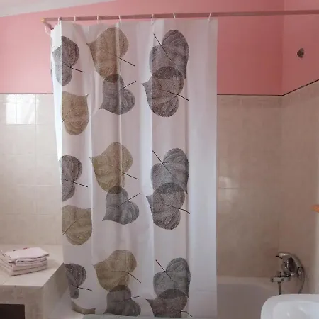 בית נופש Casa Com Piscina, By Iziboo Kings *